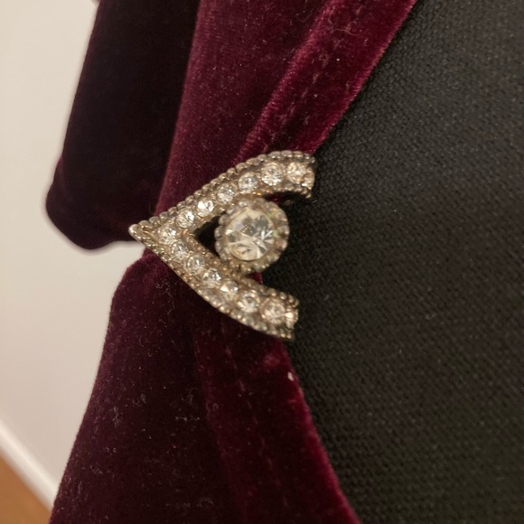 Elegant Velvet Burgundy Dress - Picture 2 of 4